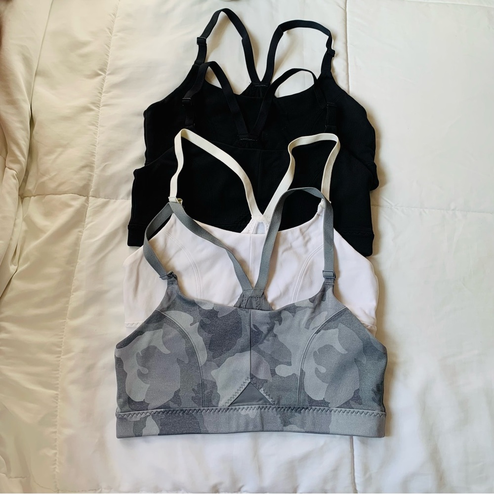 Athleta 4 Bundle All In Black White Gray Camo Mesh Sport Bra Size Small